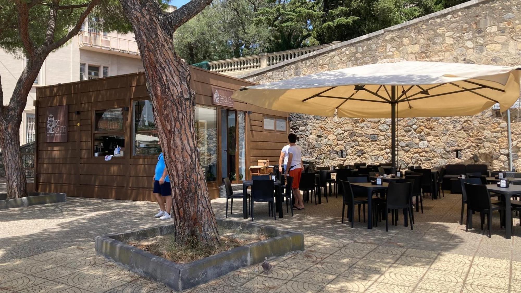 Guest house Three
